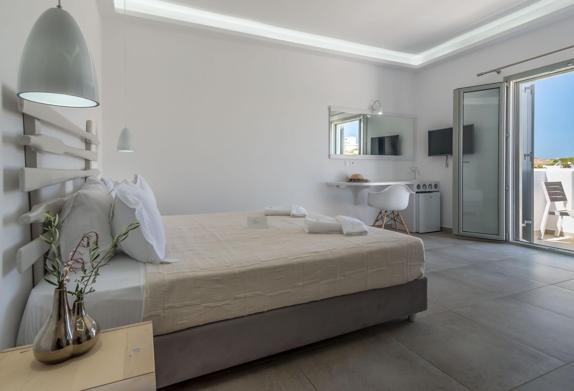 Olea Bay Hotel Adamantas  Exterior photo