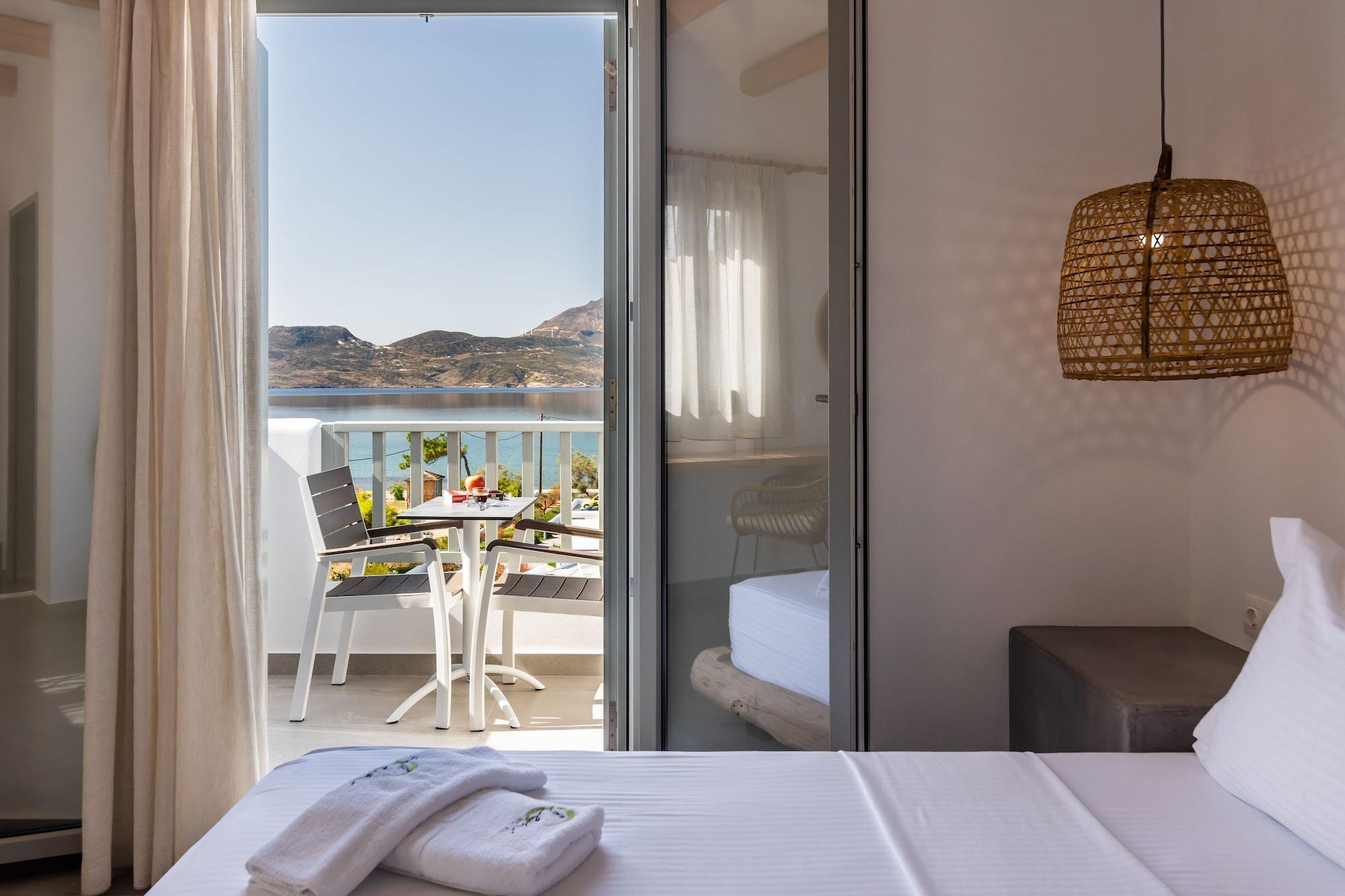 Olea Bay Hotel Adamantas  Exterior photo